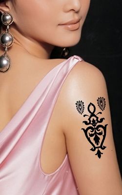 women fashion tattoo...