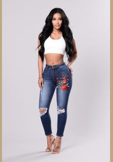 Women's Rose Embroidered Ripped Denim Skinny Jeans With Pocket